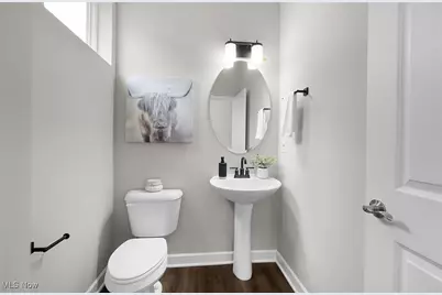 374 Bascule Drive, Lorain, OH 44052 - Photo 14