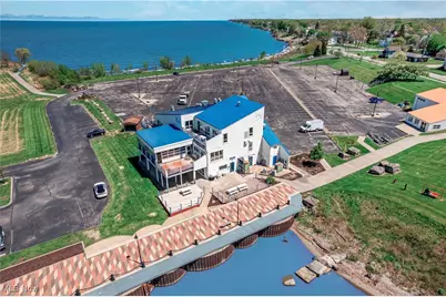 374 Bascule Drive, Lorain, OH 44052 - Photo 46