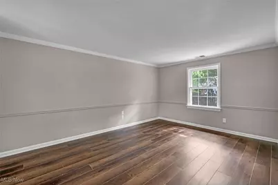 23580 Shaker Boulevard, Huber Heights, OH 44122 - Photo 12