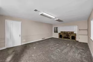 23580 Shaker Blvd, Huber Heights, OH 44122 - Photo 10