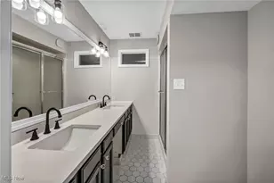 23580 Shaker Blvd, Huber Heights, OH 44122 - Photo 6