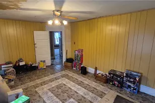 2201 E 36th St, Loveland, OH 44115 - Photo 12