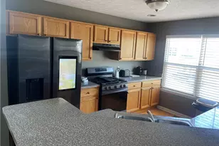 17633 Wildwood Ln, Loveland, OH 44119 - Photo 10