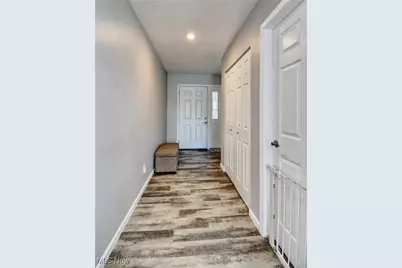 213 Knollton Drive, Millersburg, OH 44654 - Photo 8