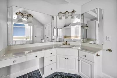 2344 Country Brook Drive, Hinckley, OH 44233 - Photo 46