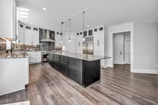 2344 Country Brook Dr, Hinckley, OH 44233 - Photo 12