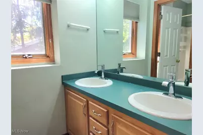 2736 Green Road, Huber Heights, OH 44122 - Photo 28