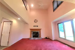 2736 Green Rd, Huber Heights, OH 44122 - Photo 14