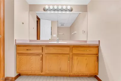 2736 Green Road, Huber Heights, OH 44122 - Photo 36