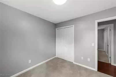 9113 Dean Road, Vermilion, OH 44089 - Photo 12