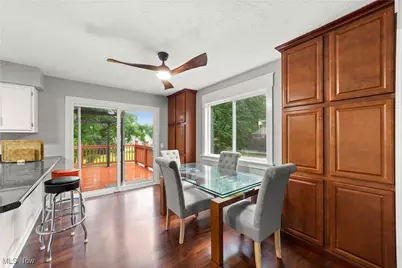 9113 Dean Road, Vermilion, OH 44089 - Photo 6