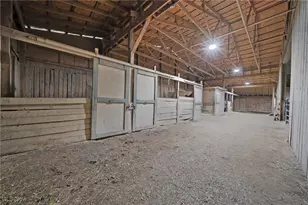 6810 Barrett Rd, Geneva, OH 44041 - Photo 42