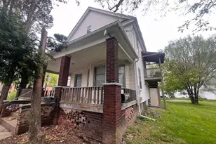 211 15th St NE, Canton, OH 44714 - Photo 2