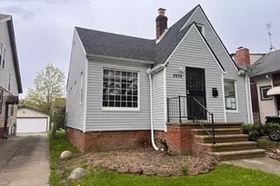 3976 E 154th St, Loveland, OH 44128 - Photo 2