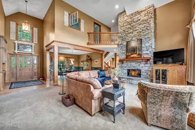 10360 Sawmill Drive, Chardon, OH 44024 - Photo 14