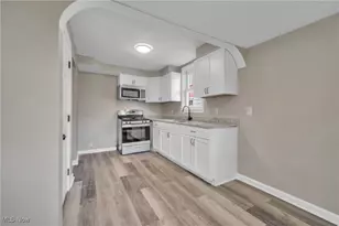 2049 E 39th St, Ashtabula, OH 44004 - Photo 12