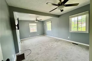 725 Logan Ave, Mingo Junction, OH 43938 - Photo 12