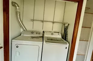 725 Logan Ave, Mingo Junction, OH 43938 - Photo 14