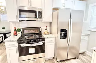 10914 Fidelity Ave, Loveland, OH 44111 - Photo 2