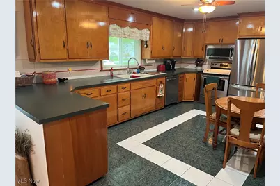 207 Lindsey Avenue, Marietta, OH 45750 - Photo 10