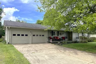 207 Lindsey Ave, Marietta, OH 45750 - Photo 2