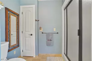 1302 Hillandale Dr, Akron, OH 44333 - Photo 24