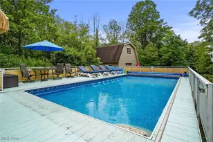 1302 Hillandale Dr, Akron, OH 44333 - Photo 42