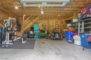 1302 Hillandale Dr, Akron, OH 44333 - Photo 44