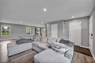 114 River Run Dr, Elyria, OH 44035 - Photo 10