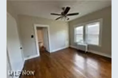 1615 Ridgefield Road, Cleveland Heights, OH 44118 - Photo 16