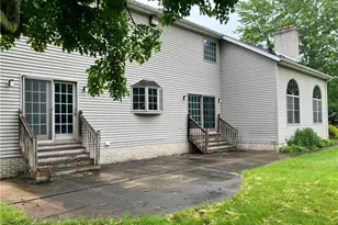 1254 Maxfli Dr, Akron, OH 44312 - Photo 6