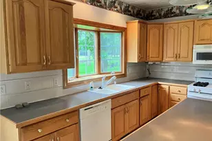 1254 Maxfli Dr, Akron, OH 44312 - Photo 14