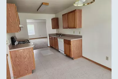 2831 Benford Lane, Youngstown, OH 44505 - Photo 6