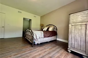 261 Vly Vw Dr, Weirton, WV 26062 - Photo 14