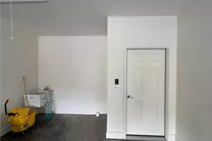 261 Vly Vw Dr, Weirton, WV 26062 - Photo 22