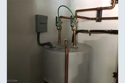 261 Valley View Drive, Weirton, WV 26062 - Photo 32