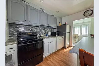 3337 Powers Way, Youngstown, OH 44502 - Photo 10