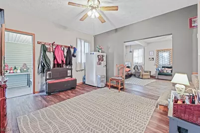 5869 Beechwood Avenue, Alliance, OH 44601 - Photo 26