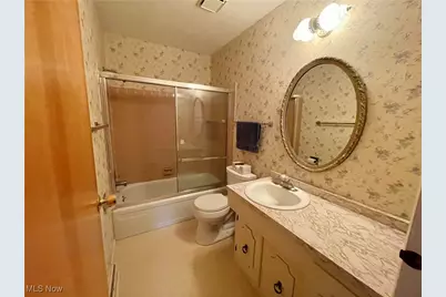 180 Atterbury Boulevard, Hudson, OH 44236 - Photo 32