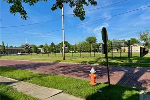 1166 E 176th St, Loveland, OH 44119 - Photo 10