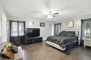 430 Delaware Ave, Akron, OH 44303 - Photo 32