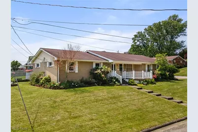 131 Crisswill Drive, St Clairsville, OH 43950 - Photo 2