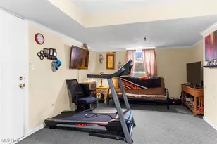 2922 Eldora Dr, Youngstown, OH 44511 - Photo 8