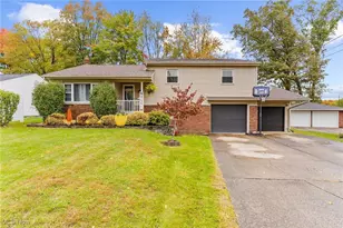 2922 Eldora Dr, Youngstown, OH 44511 - Photo 2