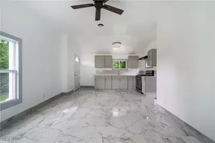 90 Frank St, Struthers, OH 44471 - Photo 10