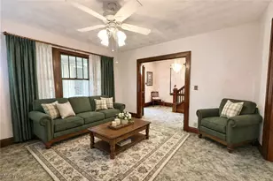 808 Gilbert Ave, Follansbee, WV 26037 - Photo 6