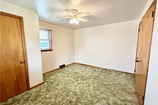 808 Gilbert Ave, Follansbee, WV 26037 - Photo 16