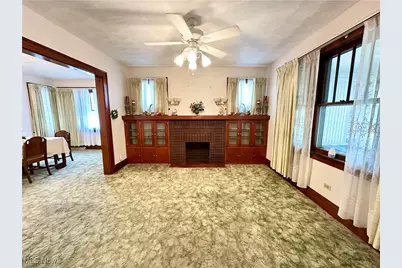 808 Gilbert Avenue, Follansbee, WV 26037 - Photo 2