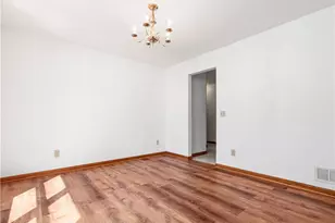 310 Trappers Hollow Rd, Zanesville, OH 43701 - Photo 8