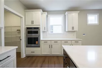 1078 Greenhouse Trail, Columbia Station, OH 44028 - Photo 6